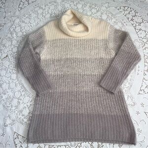 VTG Jones New York Woman’s wool Angora Lambswool Ombré Tunic Sweater Size Medium